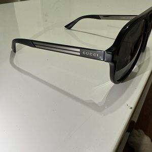Gucci Sunglasses black style aviator